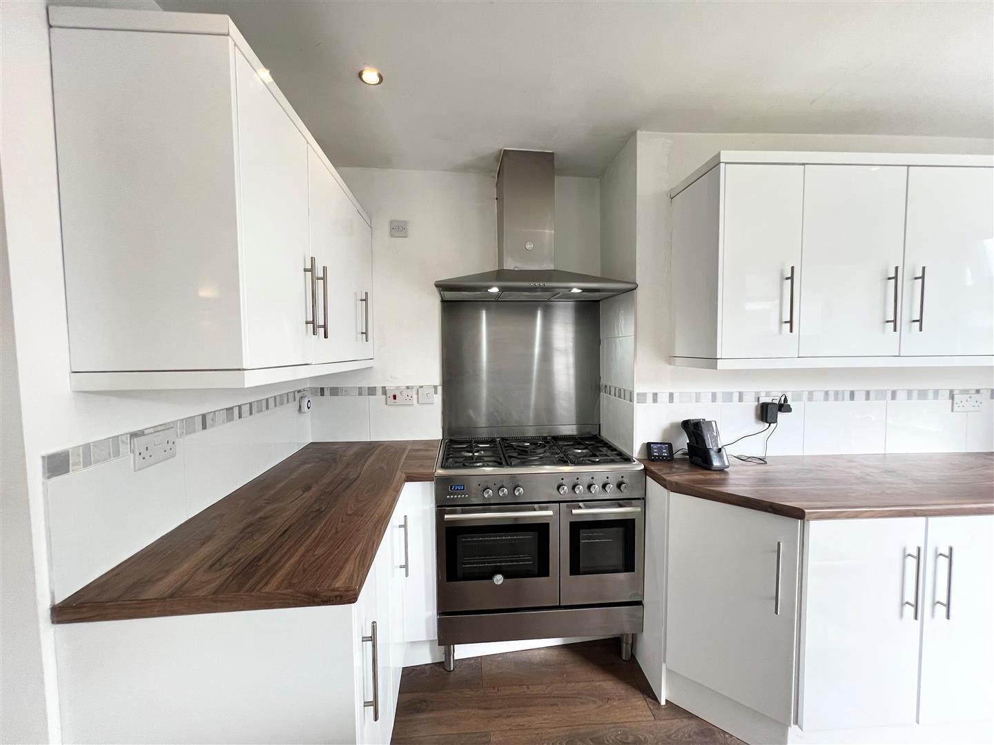 Tanyrallt Avenue, Litchard, Bridgend, CF31 1PQ